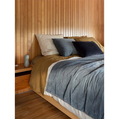 Velvet Quilt - Cod