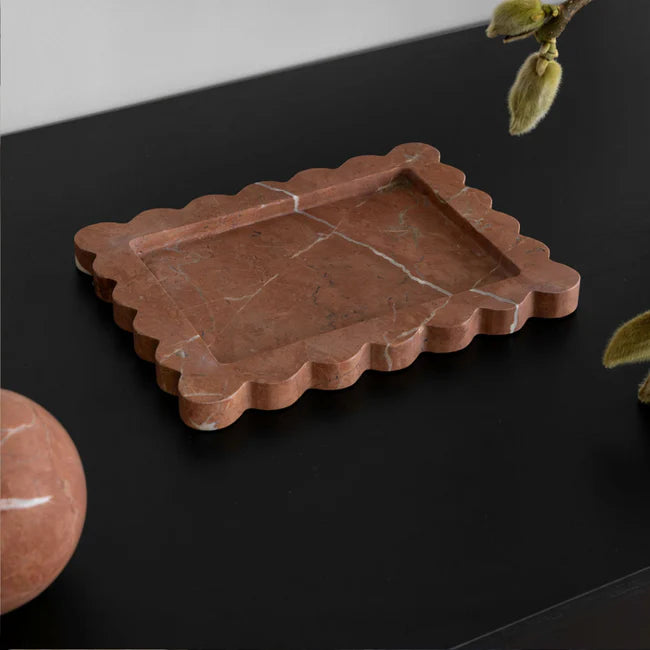 Palazzo Medium Scalloped Tray
