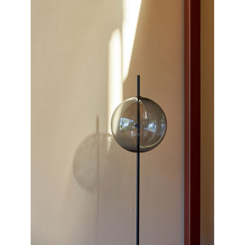 Point Floor Lamp